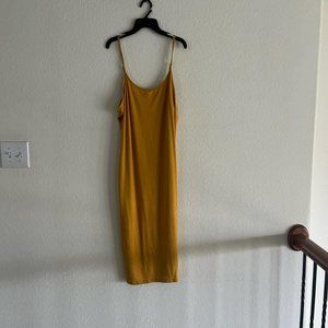 MUSTARD YELLOW MID DRESS